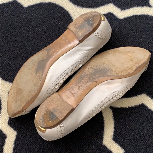 Louis Vuitton Shoe - Picture 2 of 2